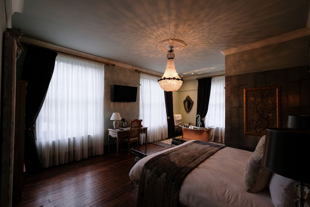 PREMIER, DOUBLE BED