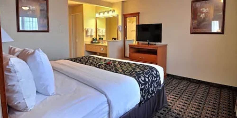 Clarion Inn Renton-Seattle 8/33