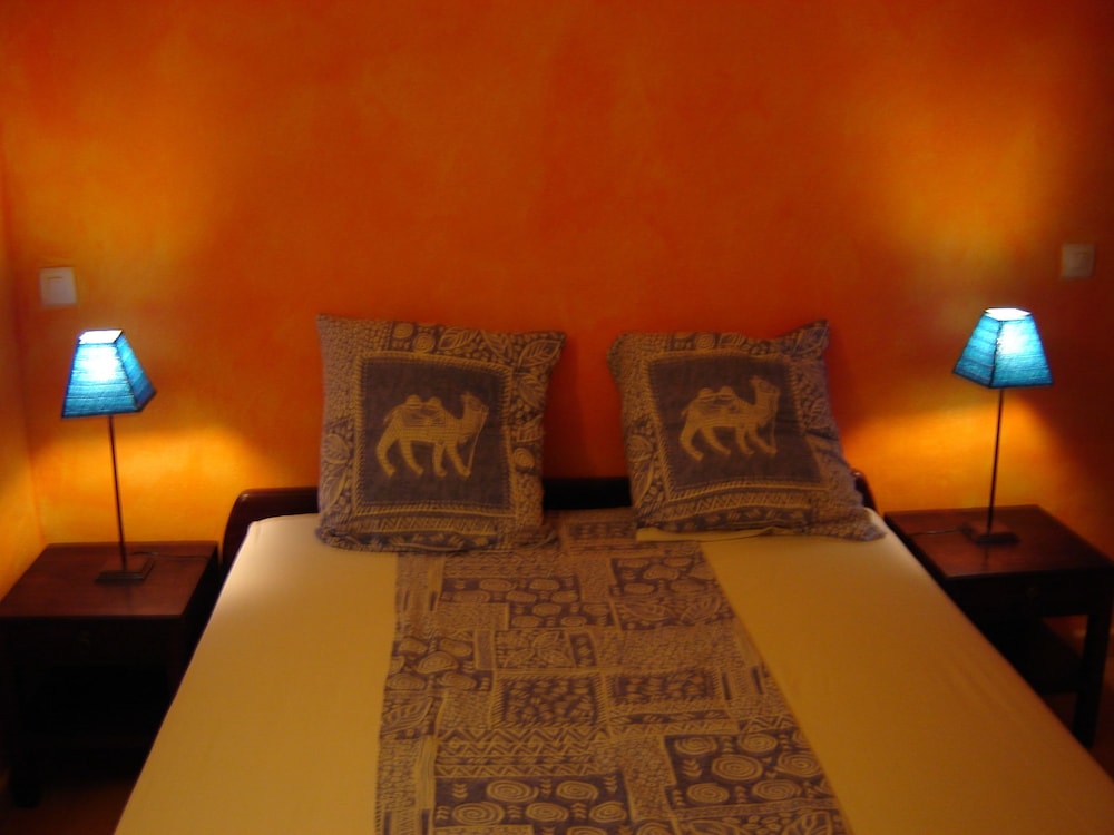 Tante Arlette Hotel 28/49
