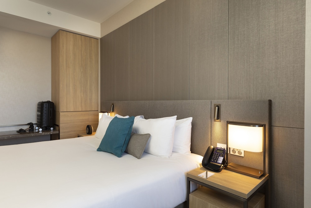 Novotel Melbourne Central Hotel 12/71