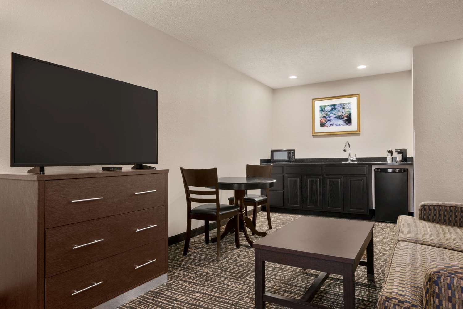 Baymont by Wyndham Washington 38/45