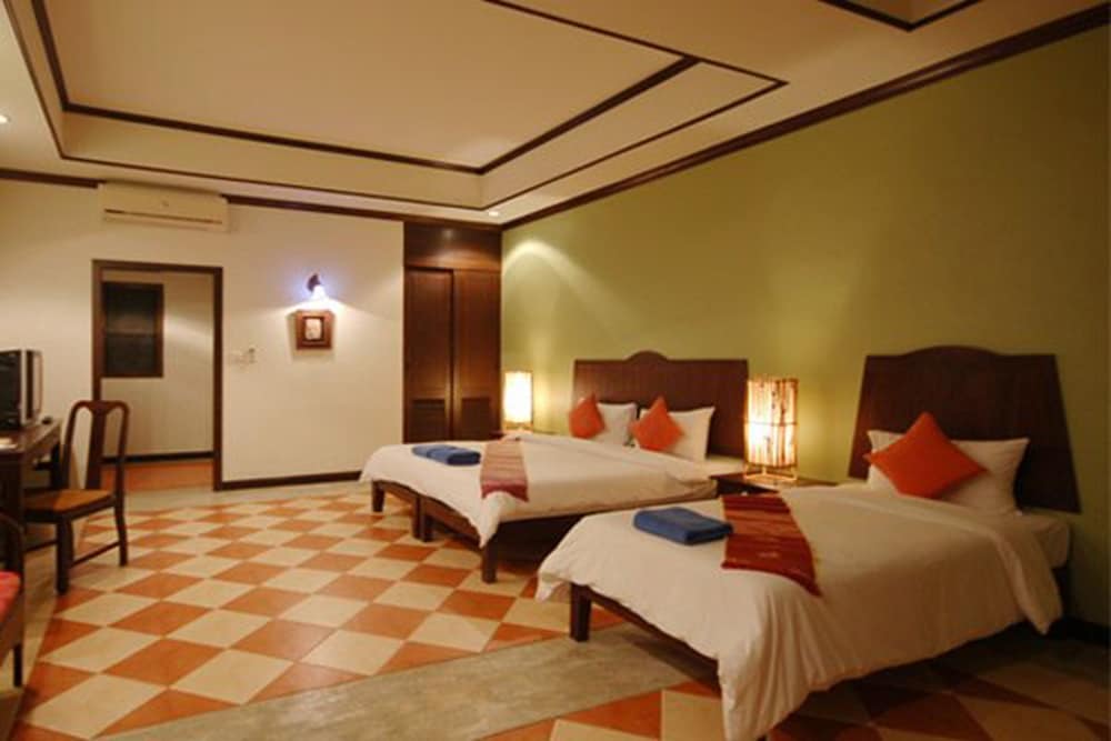 Ayara Villas 16/68