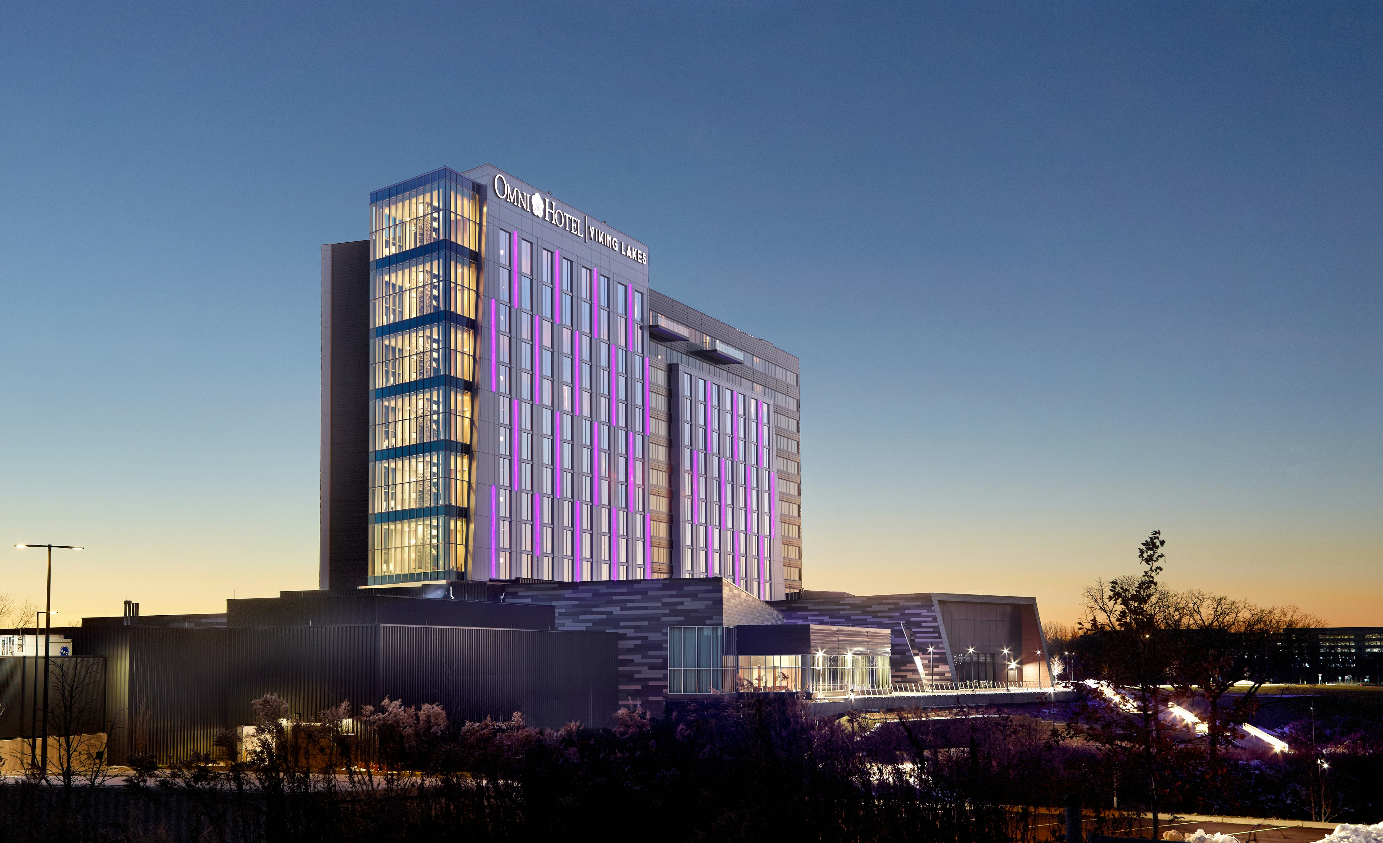 Omni Viking Lakes Hotel 1/39