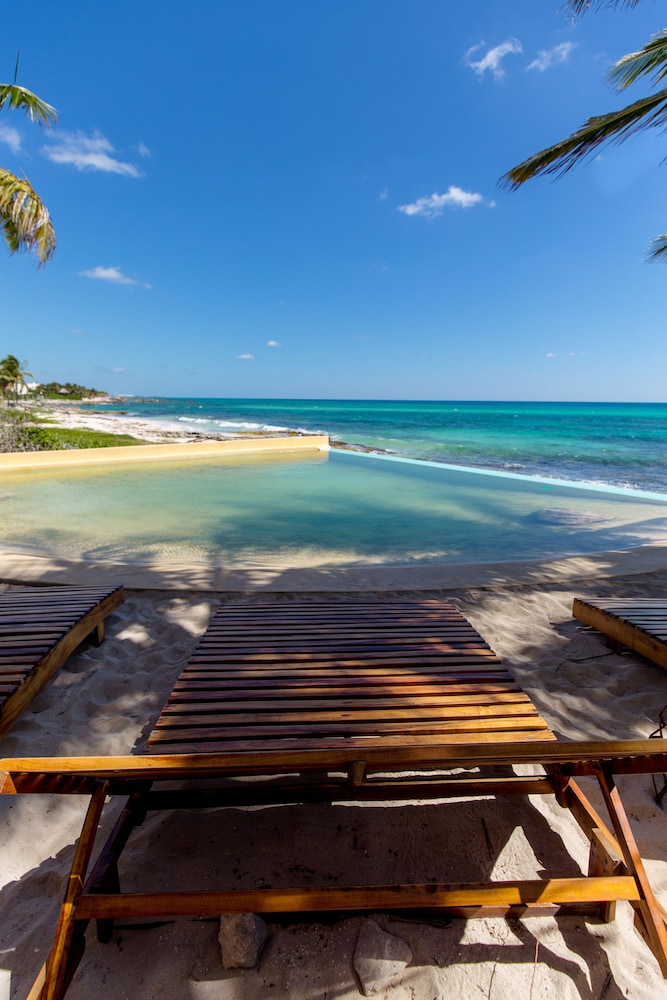 Angelina 28 Beachfront by Nah Hotels 40/53