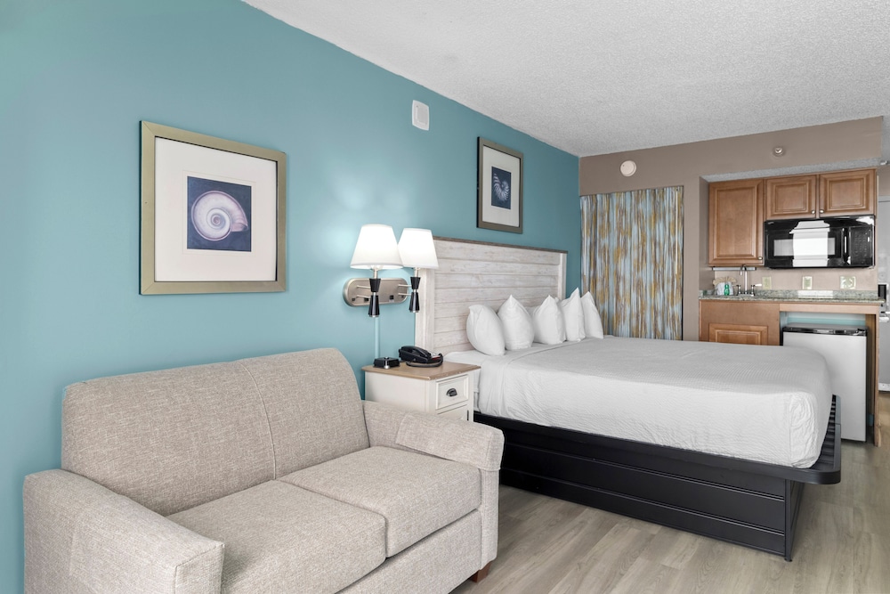 Room, King Bed, Ocean Front