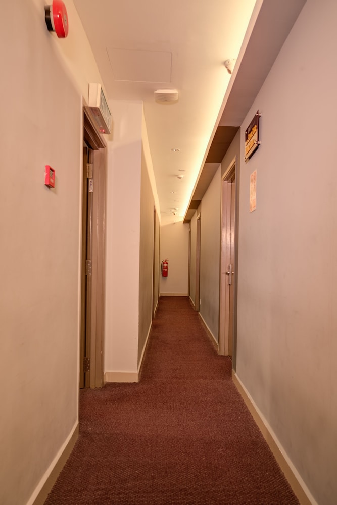 GM HOTEL SUNWAY METRO 49/57