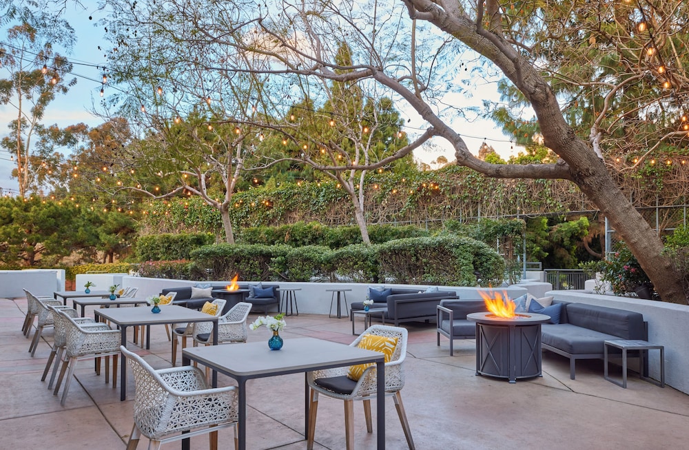 Hyatt Regency La Jolla at Aventine 48/68