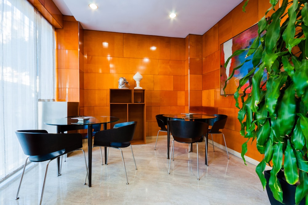 Hotel Villacarlos 24/30