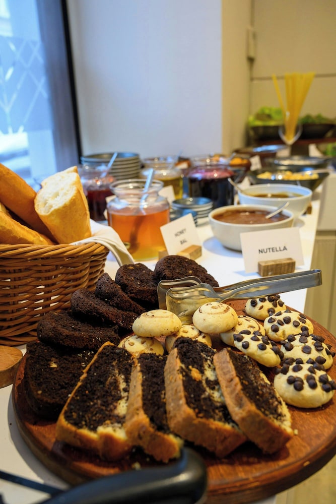 Four Points Flex by Sheraton Istanbul Taksim Square 40/54