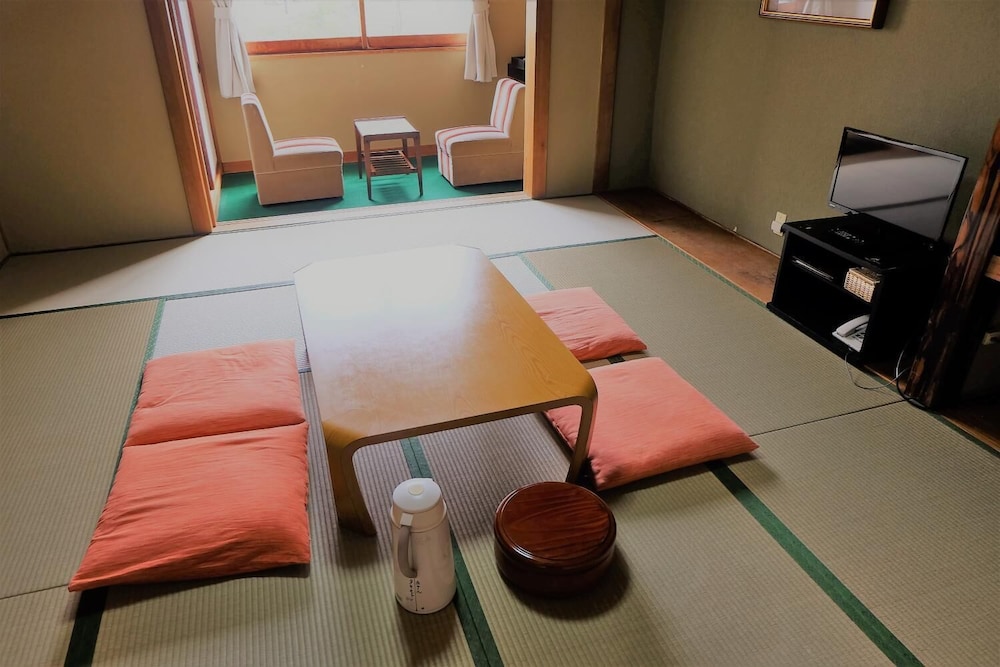 Hotel Takimoto 11/50
