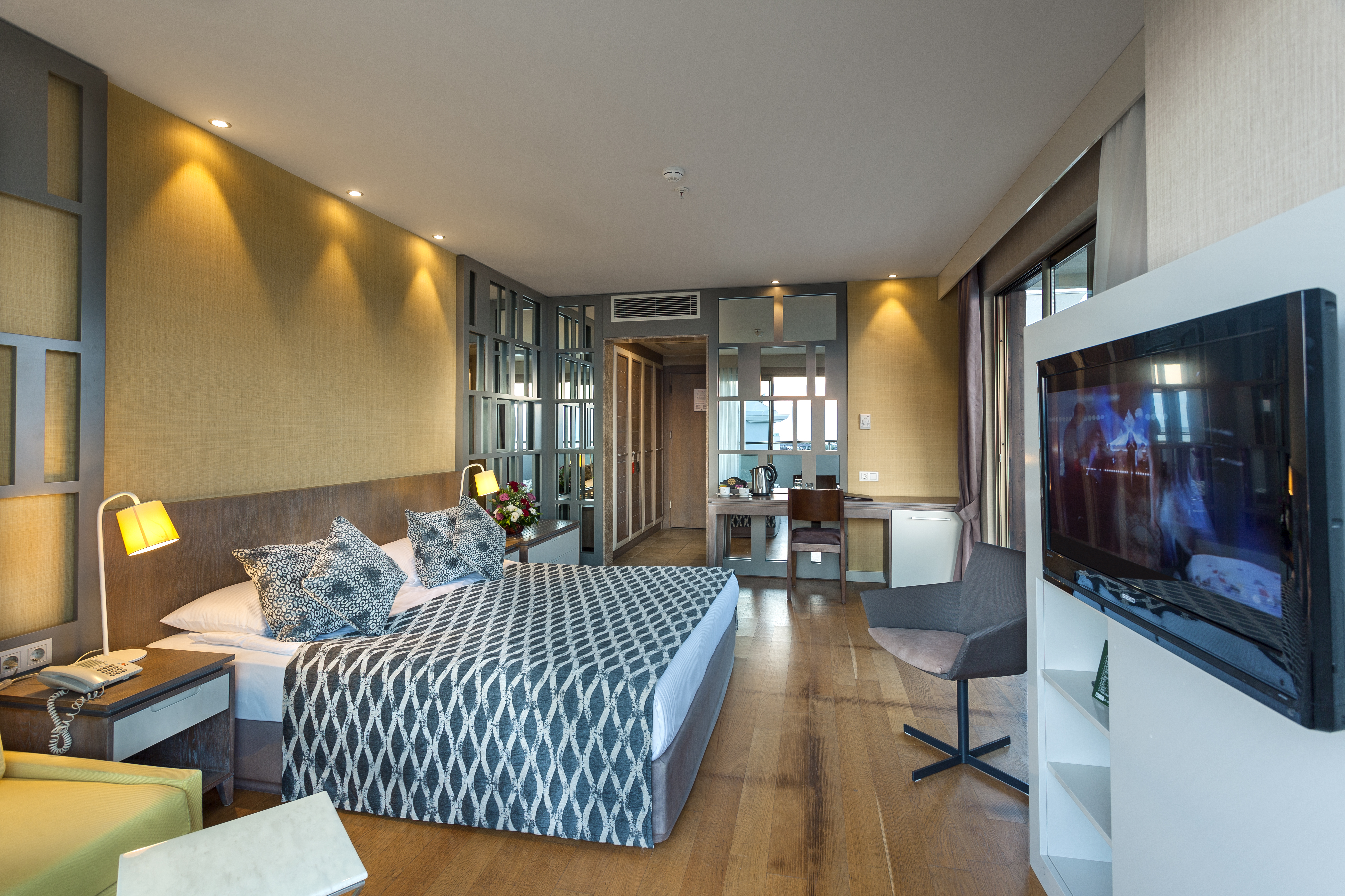 ROOM, DOUBLE BED, SEA VIEW