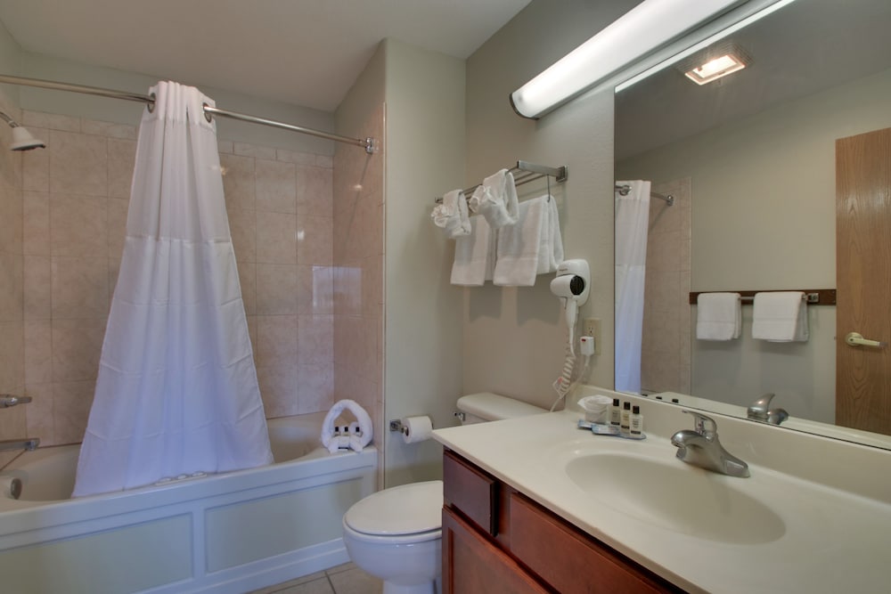 All Towne Suites 11/54