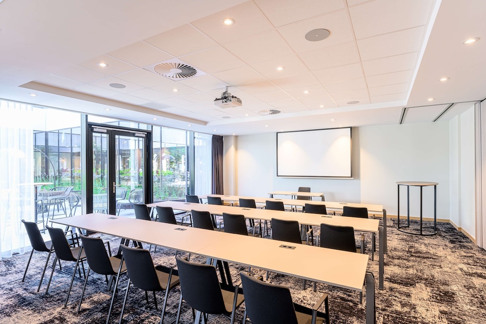 Park Inn by Radisson Antwerp Berchem 56/64