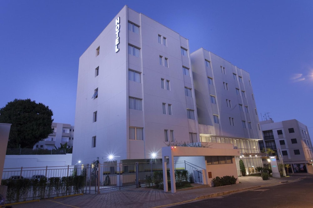 Sao Carlos Othon Suites 2/40