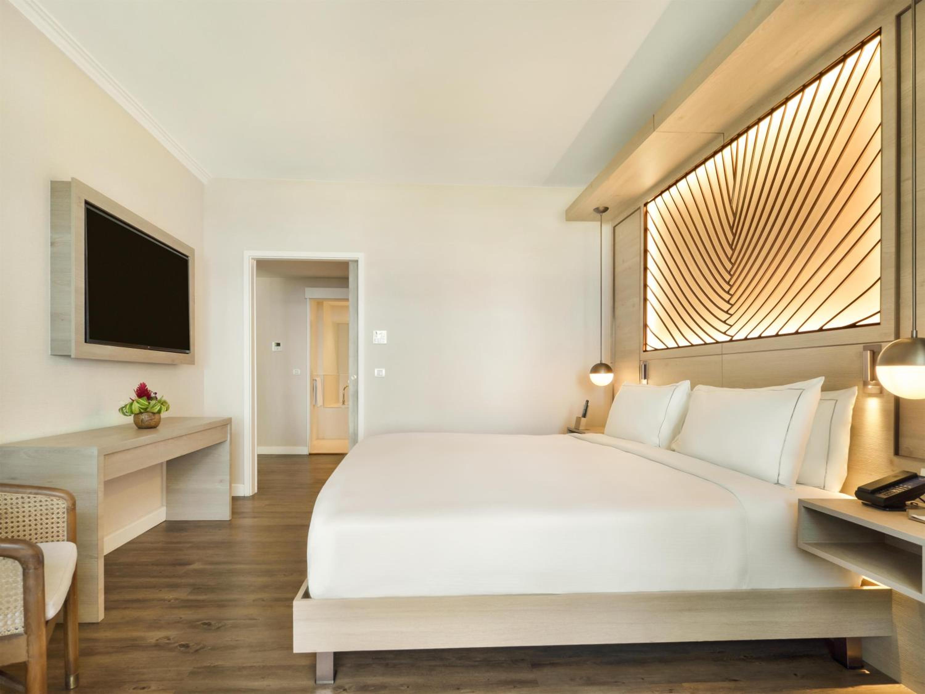 Residence, Suite, King Bed, Sofa, Kitchenette