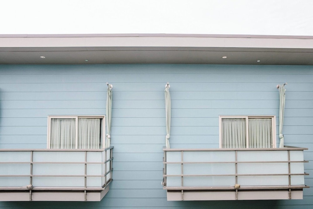 Shade Hotel Manhattan Beach 3/50