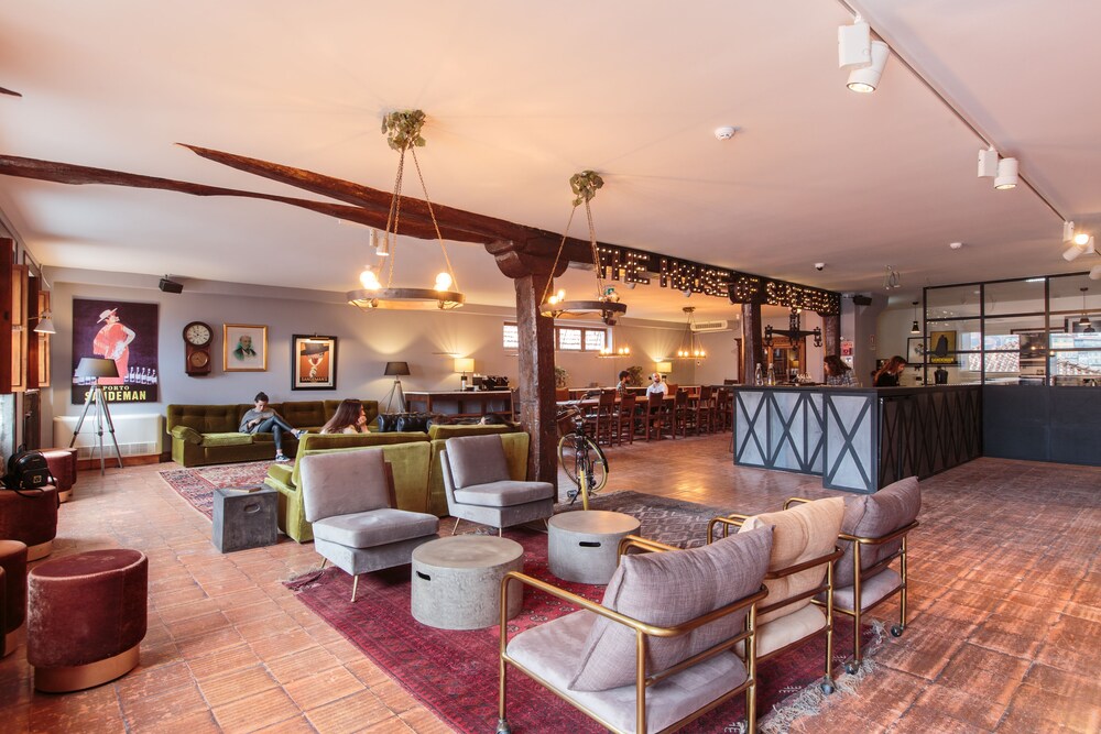 The House Of Sandeman Hostel & Suites 29/50
