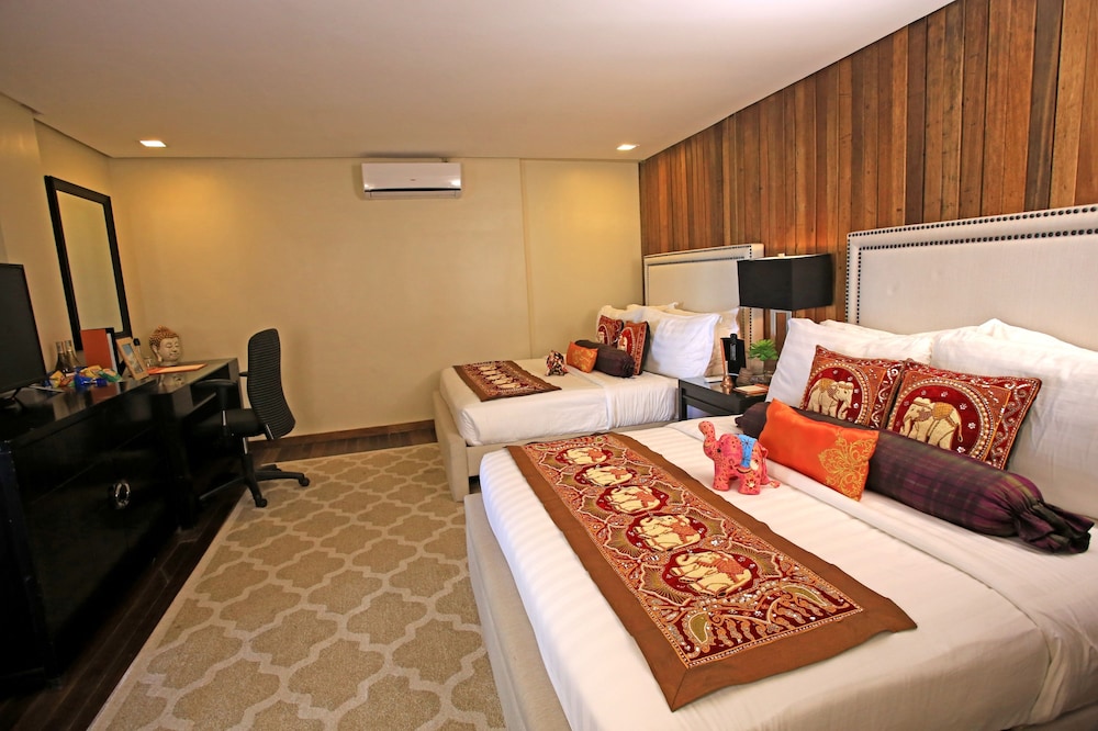 The Oriental Luxury Suites Tagaytay 14/50
