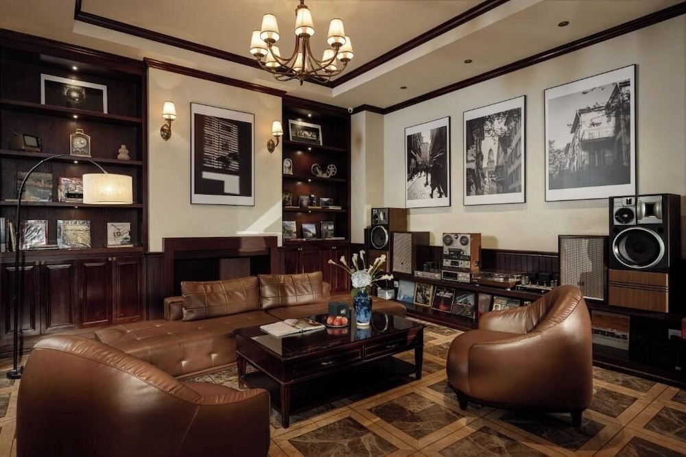 Kin Hotel Dong Du 52/64