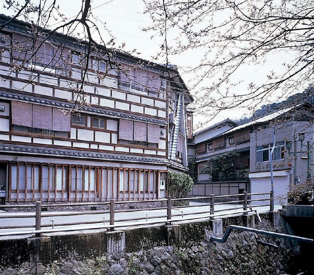 Sennen no Yu Koman 1/16