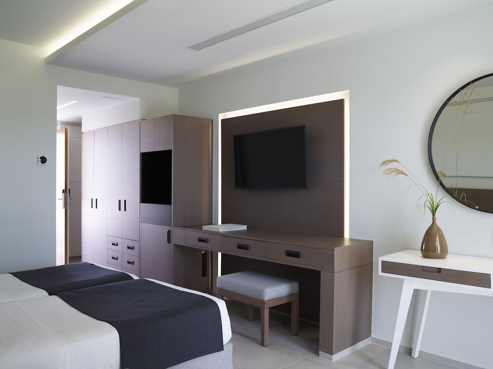 Neptune Luxury Resort 29/78