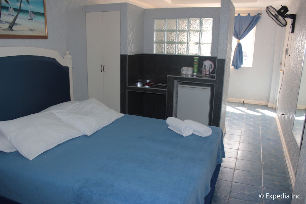 Blue Rock Beach Resort 6/67