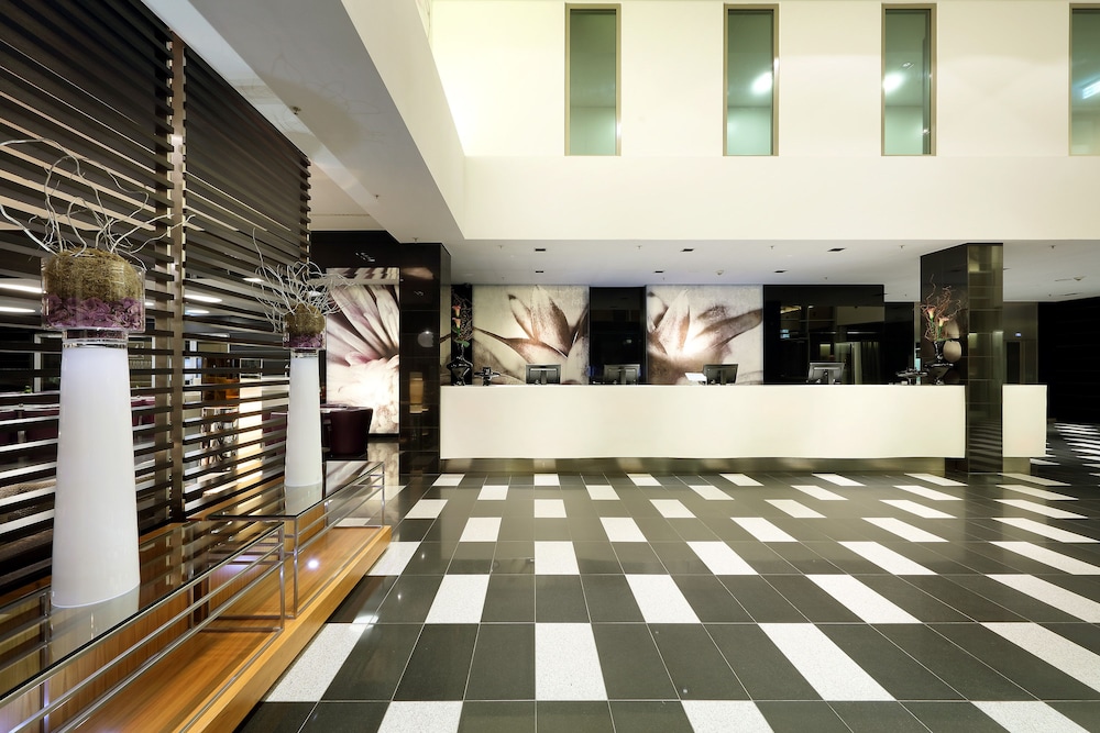 lobby