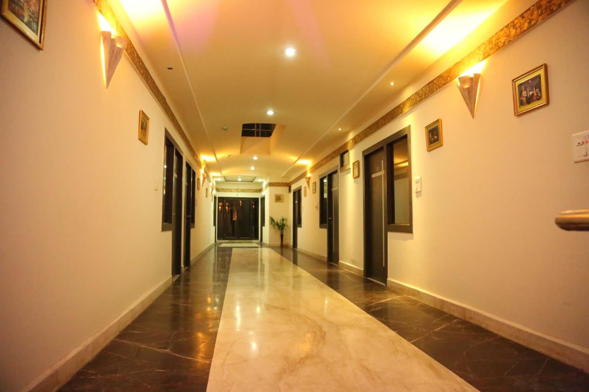 HOTEL GANPATI PALACE 24/39