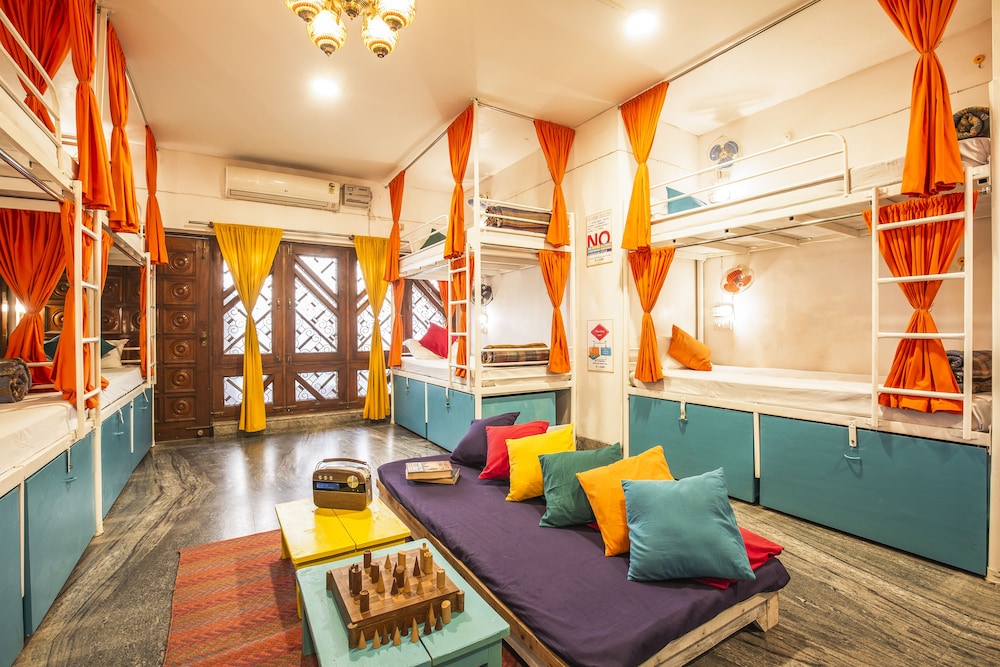 Gostops Varanasi 38/50