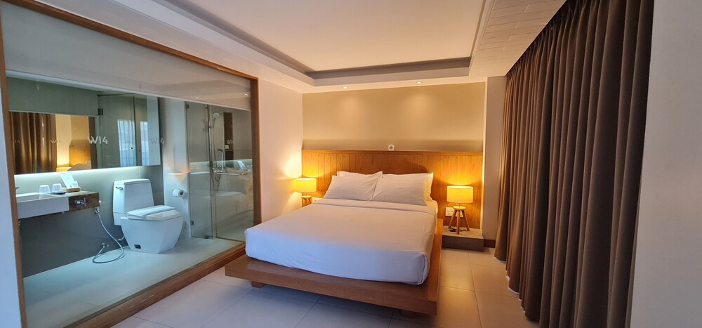 W14 Pattaya 19/58