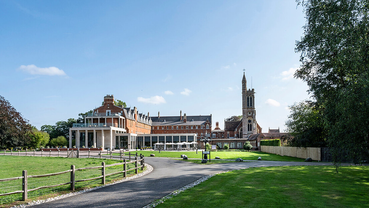 Stanbrook Abbey 36/36