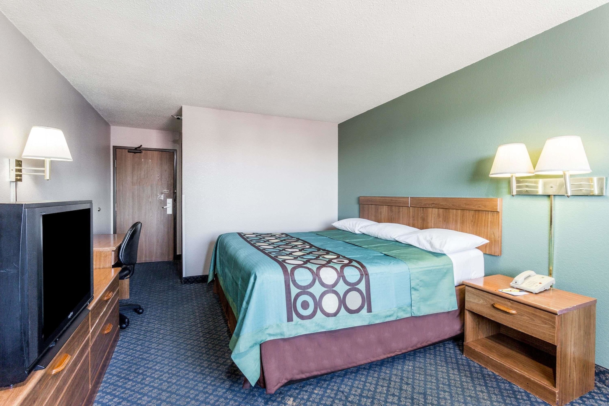 Studio, Suite, King Bed