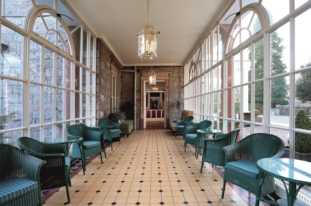 Macdonald Leeming House 23/50