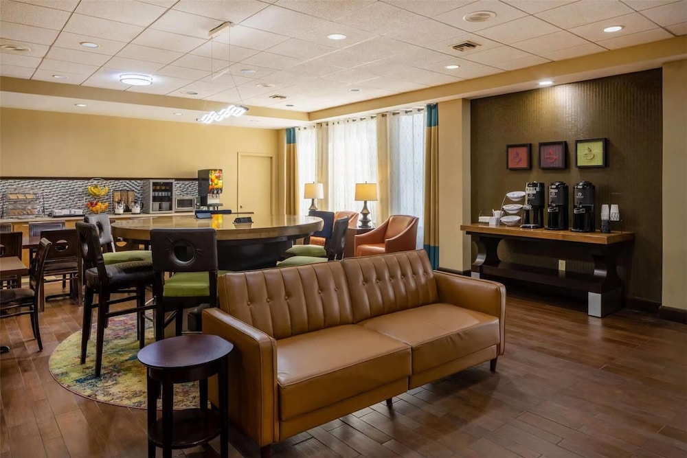 Park Inn by Radisson, Columbus State University Area 39/52