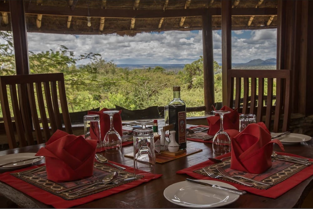 Serengeti Simba Lodge 15/30