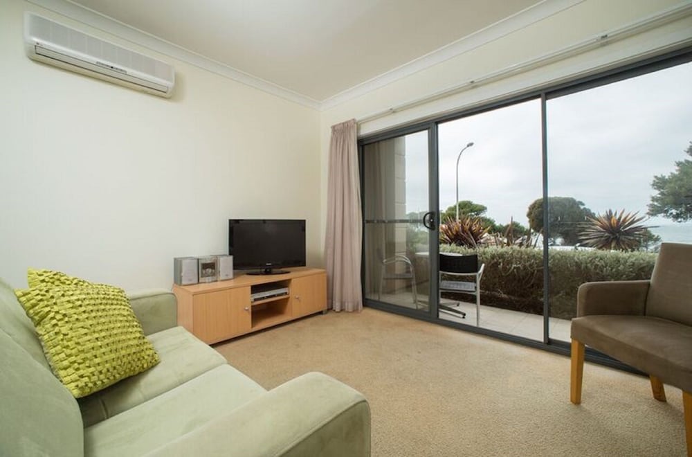 Ozone Hotel Kangaroo Island 36/68