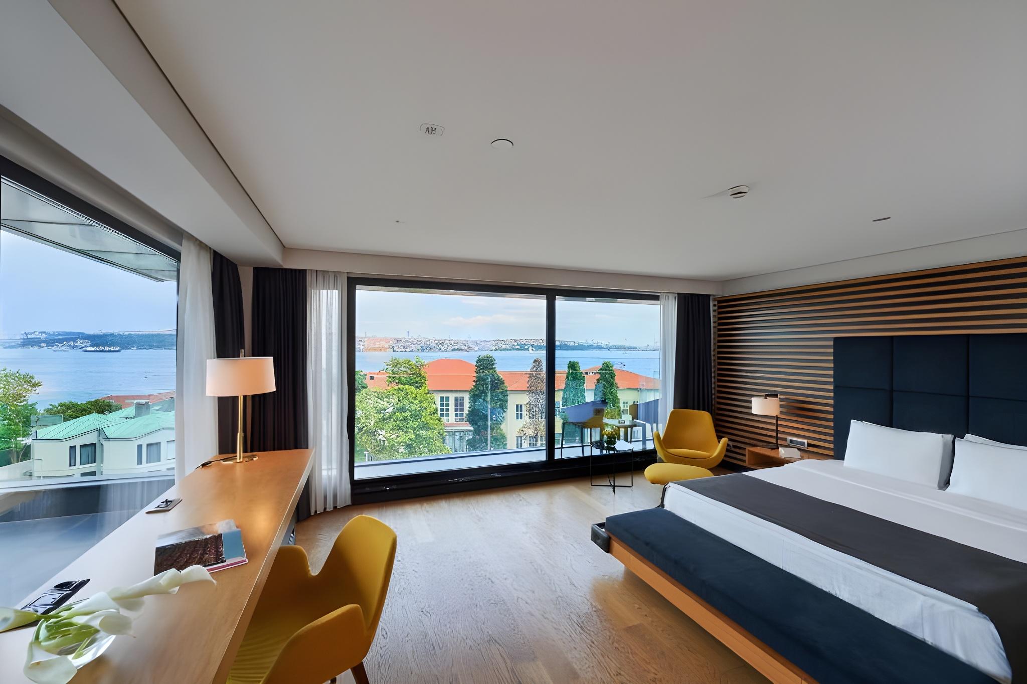 Green, Suite, Double Bed