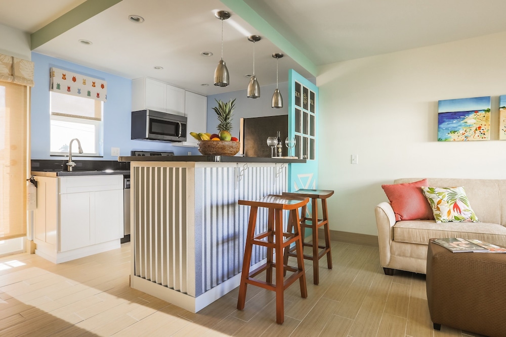 Sun Dek Beach House 43/56
