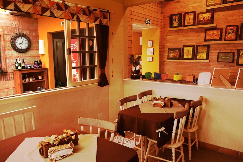 Anhangava Hotel Pousada 54/64