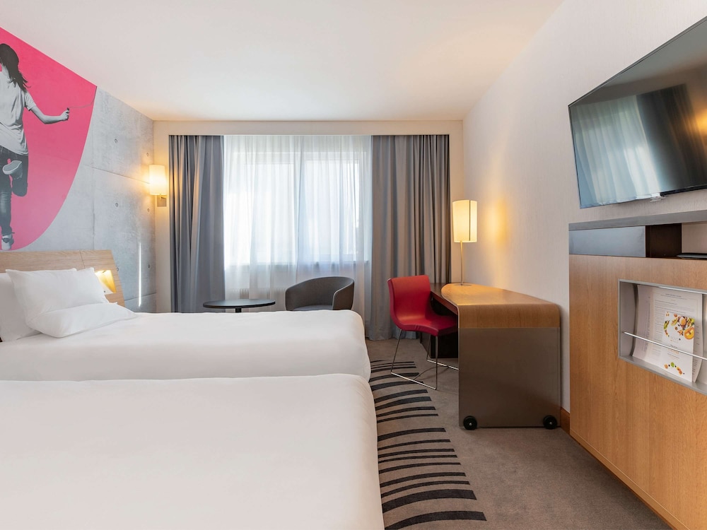 COMFORTABLE, SUPERIOR, DOUBLE BED