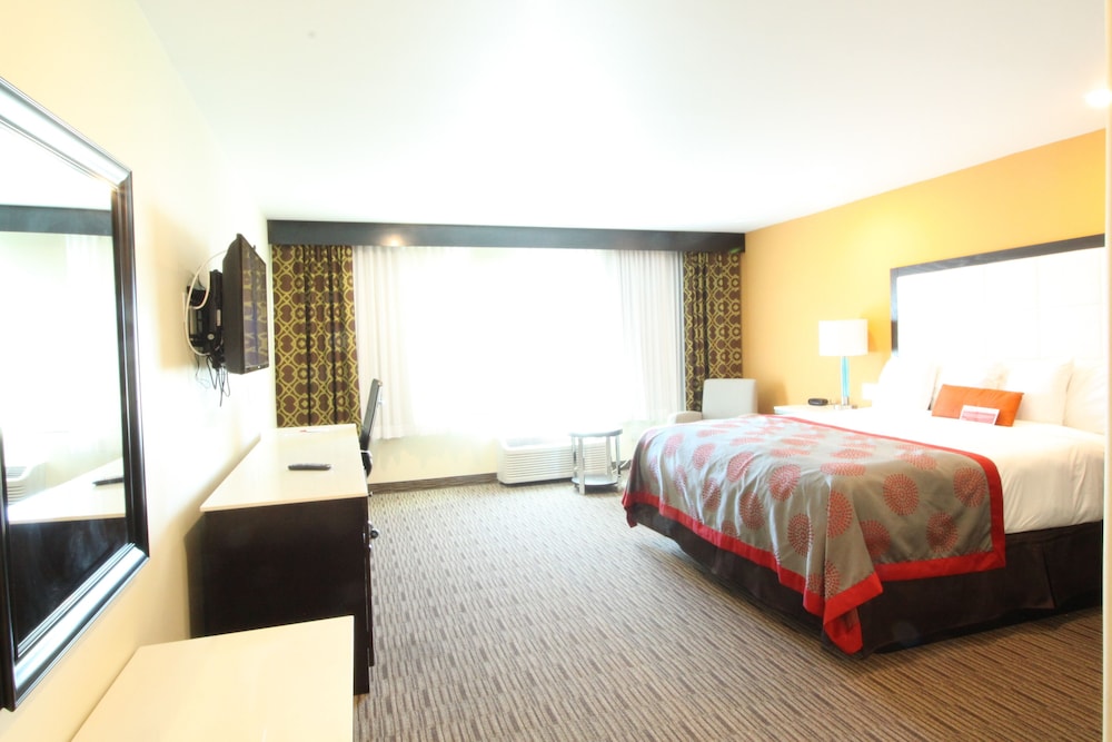 Ramada By Wyndham Culver City 23/49