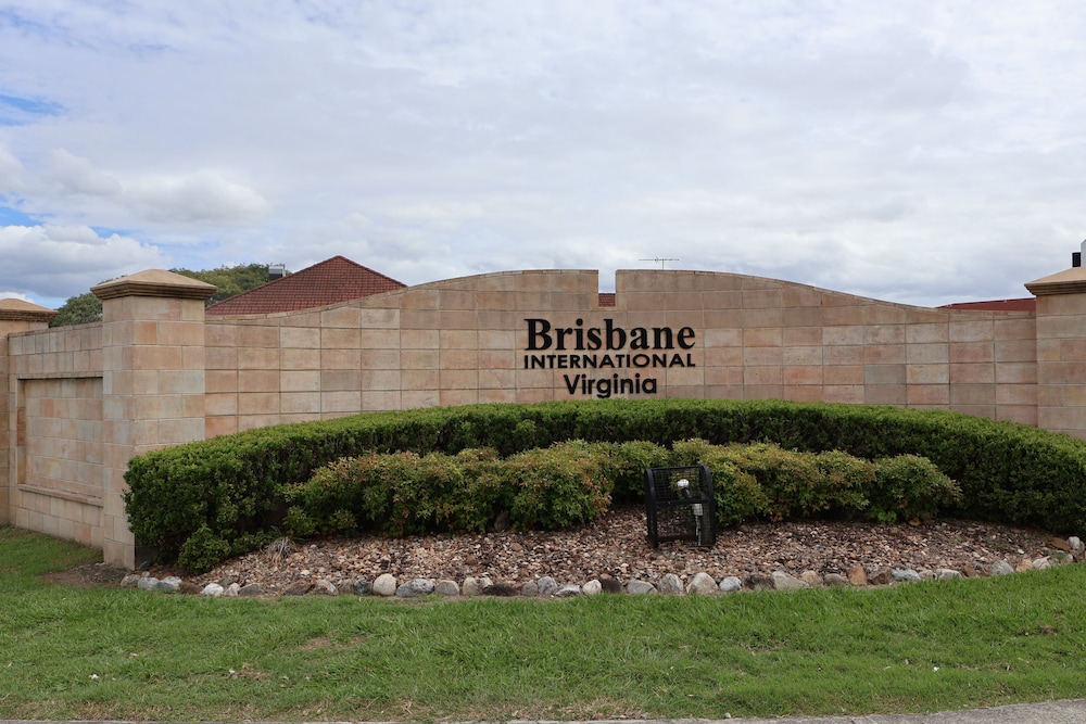 Brisbane International Virginia 44/49