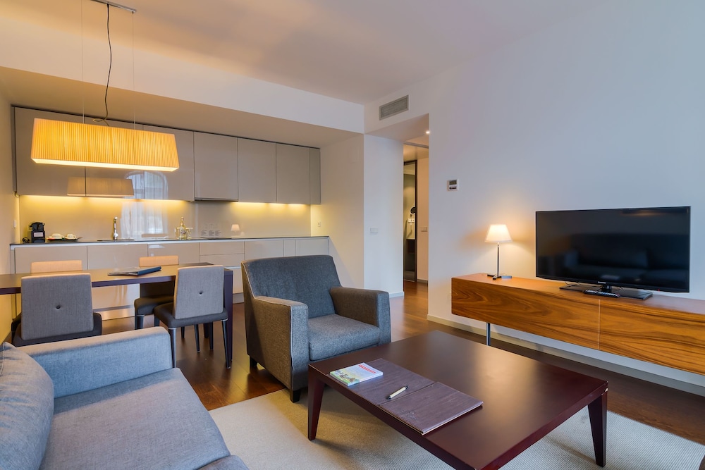 Hotel Cismigiu 32/50