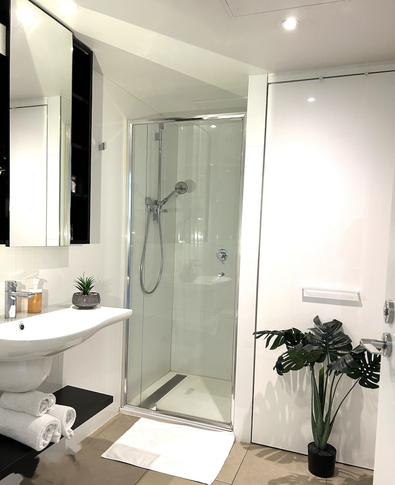 Executive Stay - Little Collins Street Melbourne 66/67