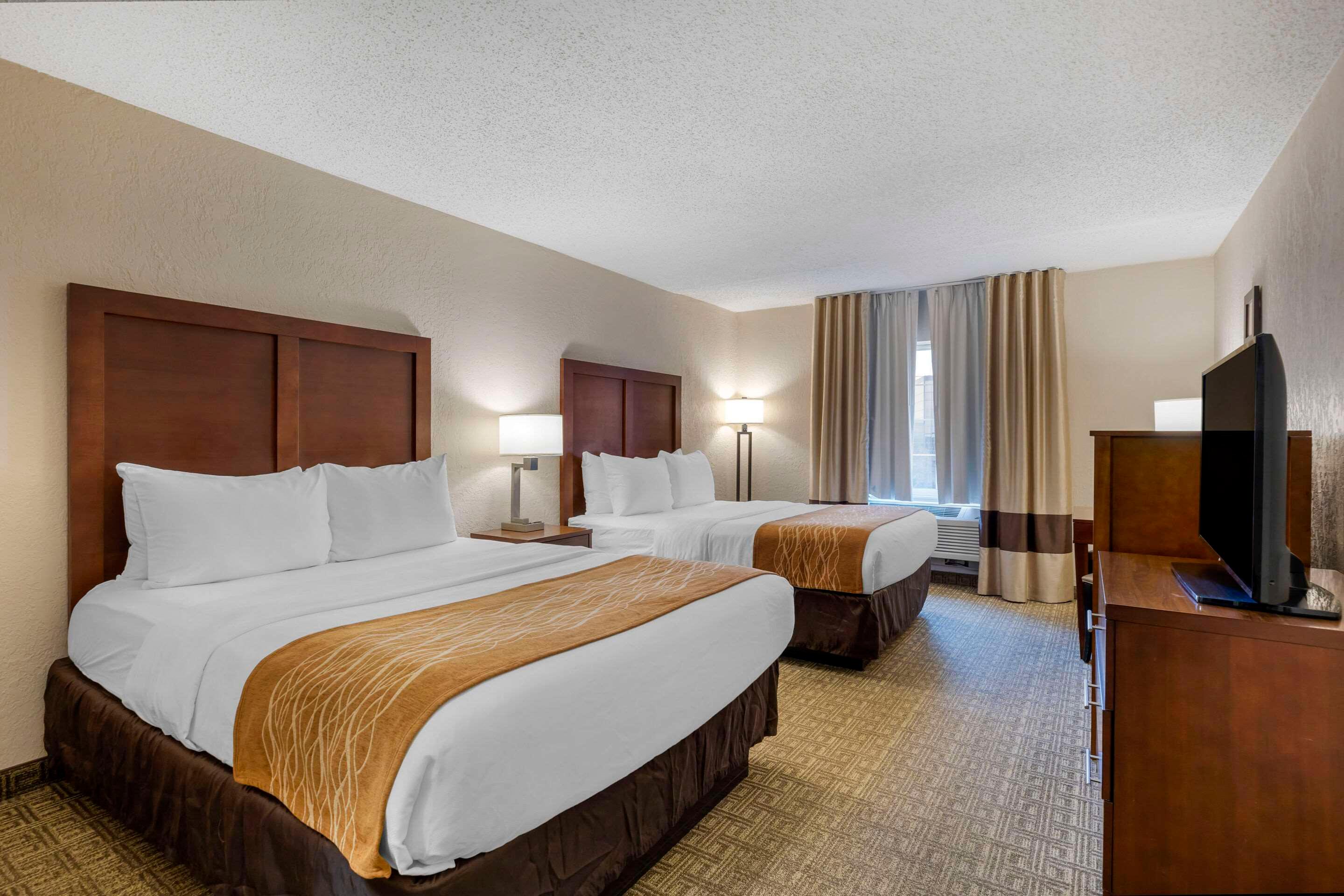 غرفة بسريرين كوين، Comfort Inn St. Louis - Westport Event Center 3/6