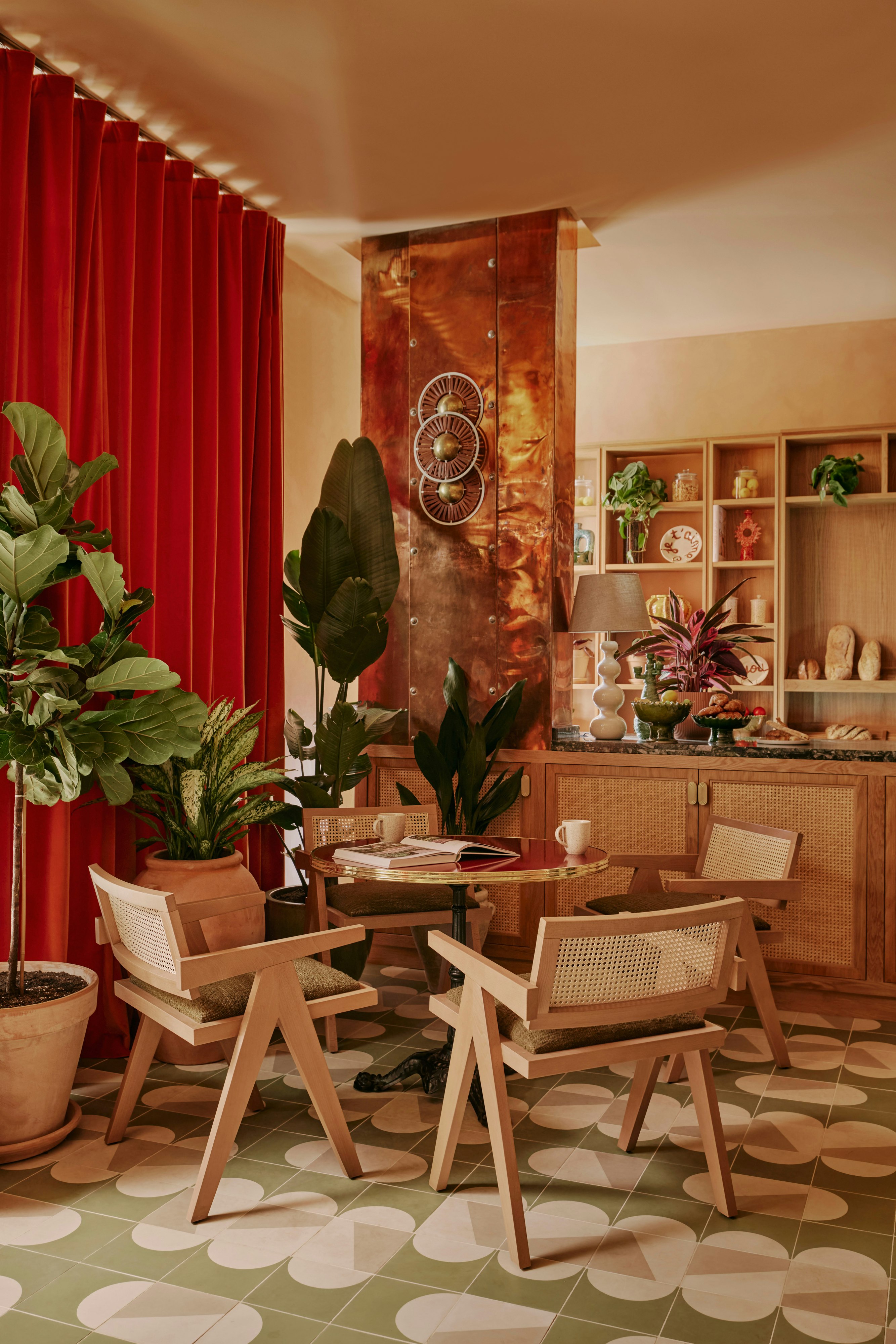 Ember Locke, Kensington 28/50