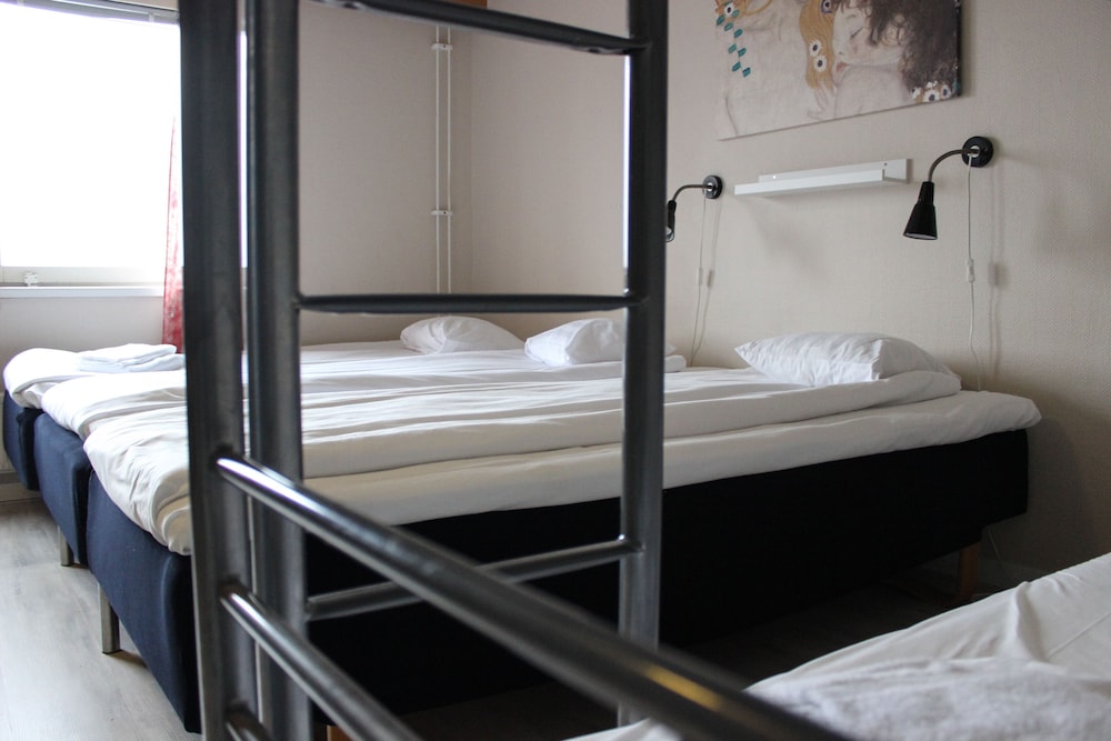 Euroway Hotel 25/50