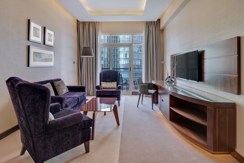 Radisson Blu Hotel Dubai Waterfront 54/78