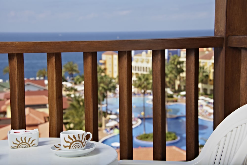 Bahia Principe Sunlight Costa Adeje 36/71