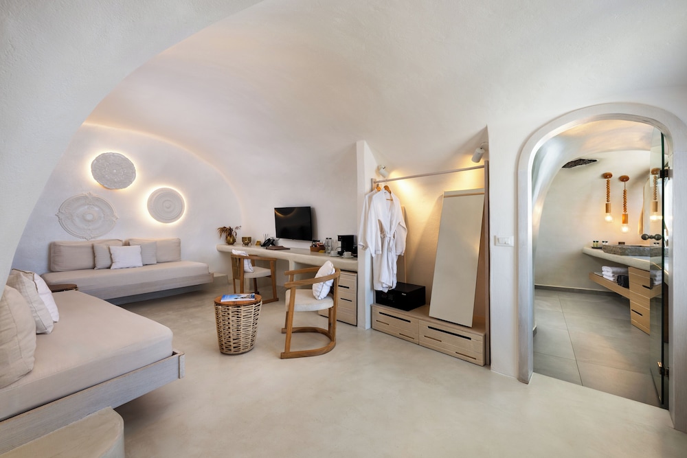 Aperto Suites - Adults Only 33/50